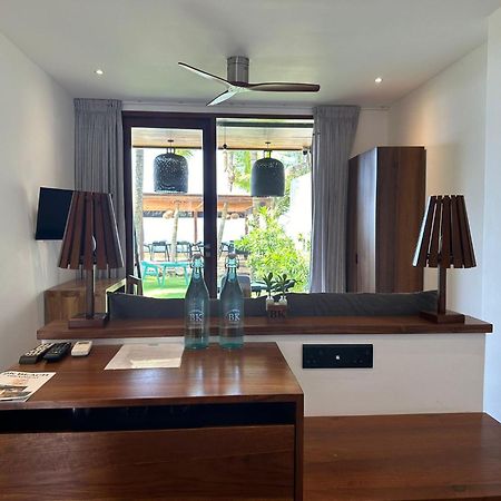 Bk Beach Boutique Hotel - Hikkaduwa Bagian luar foto