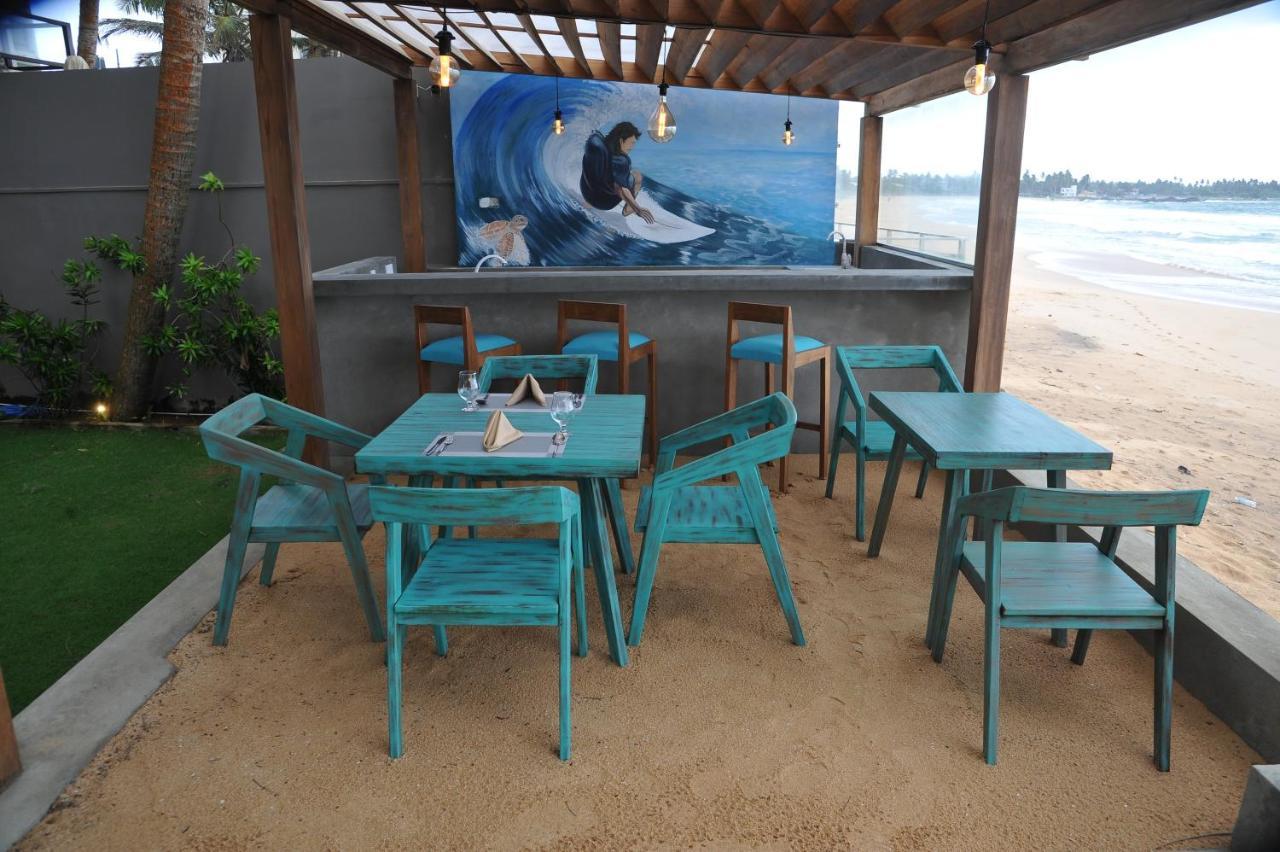 Bk Beach Boutique Hotel - Hikkaduwa Bagian luar foto