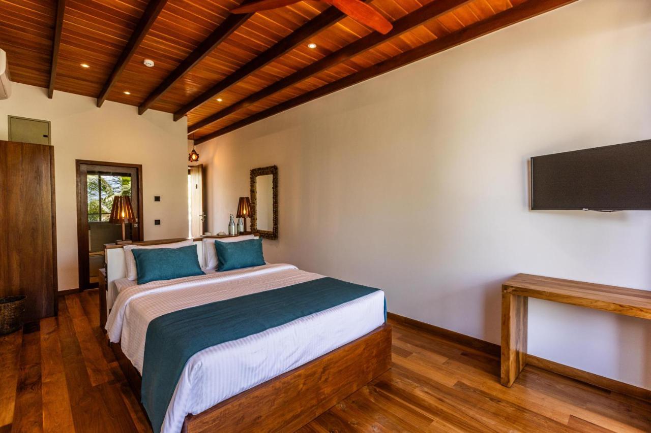 Bk Beach Boutique Hotel - Hikkaduwa Bagian luar foto
