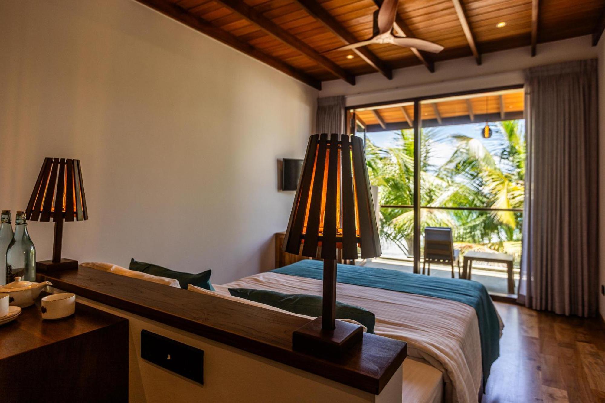 Bk Beach Boutique Hotel - Hikkaduwa Bagian luar foto